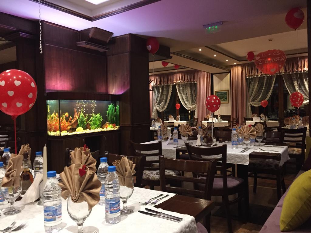 Chateau Montagne Hotel Troyan โตรยัน ภายนอก รูปภาพ